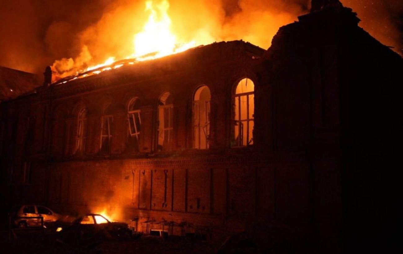Росія атакувала Запоріжжя: поранено людину, пошкоджено чотири об'єкти