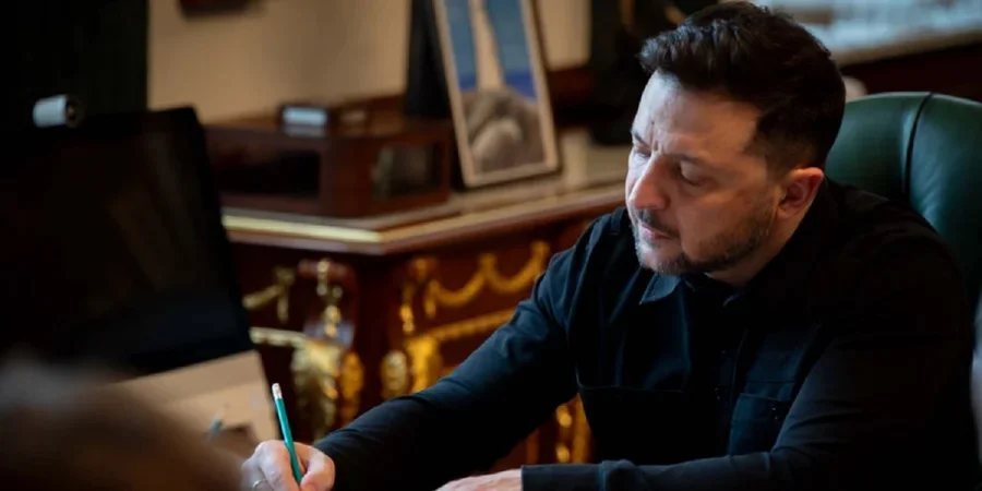 Зеленський підписав три податкові закони для фінансування від ЄС та МВФ