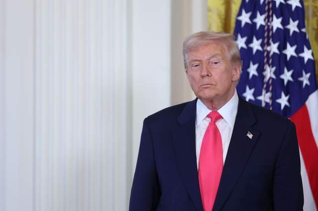 Трамп закликав Зеленського припинити удари по паливній інфраструктурі Росії