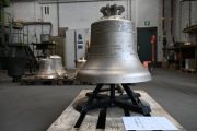 У Празі задзвонили у дзвін із уламками С-300 на День Незалежності