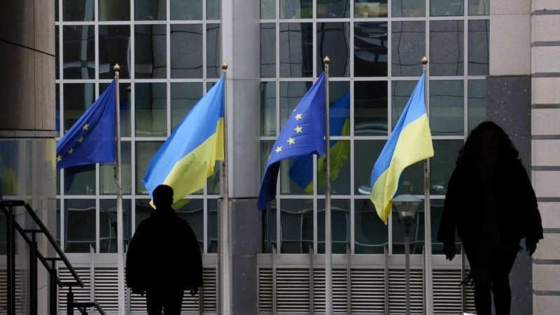 ЄС нагадав про вимогу незалежності антикорупційних органів після виїзду Кравченка за кордон