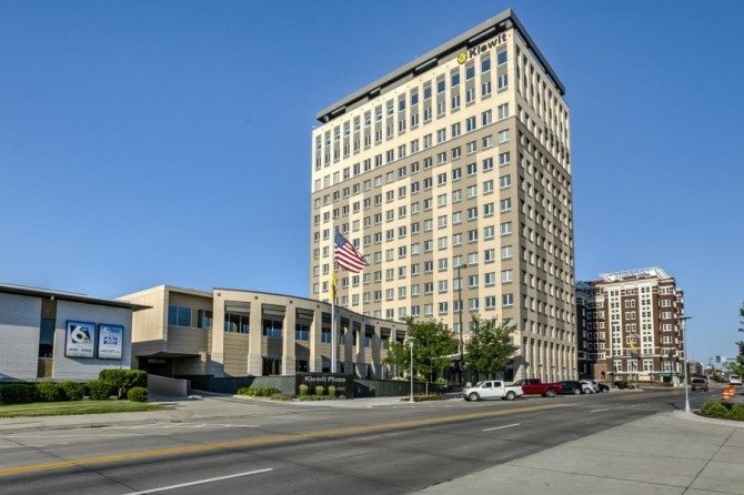 Berkshire завершила 14 кварталів чистих продажів акцій