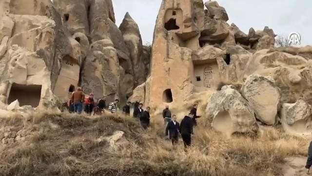 У турецькій Каппадокії обвалилася скеля, двоє людей загинули