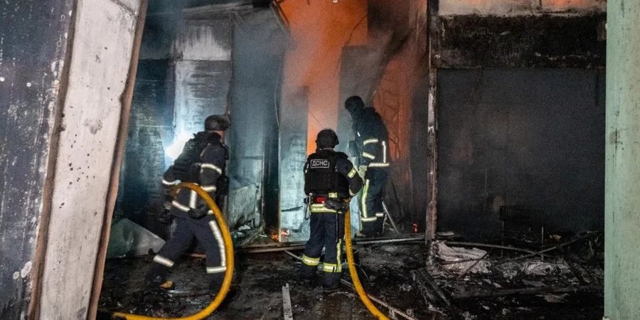 РФ атакувала Україну дронами: у Києві горіла АЗС, у Дніпрі загинули двоє людей