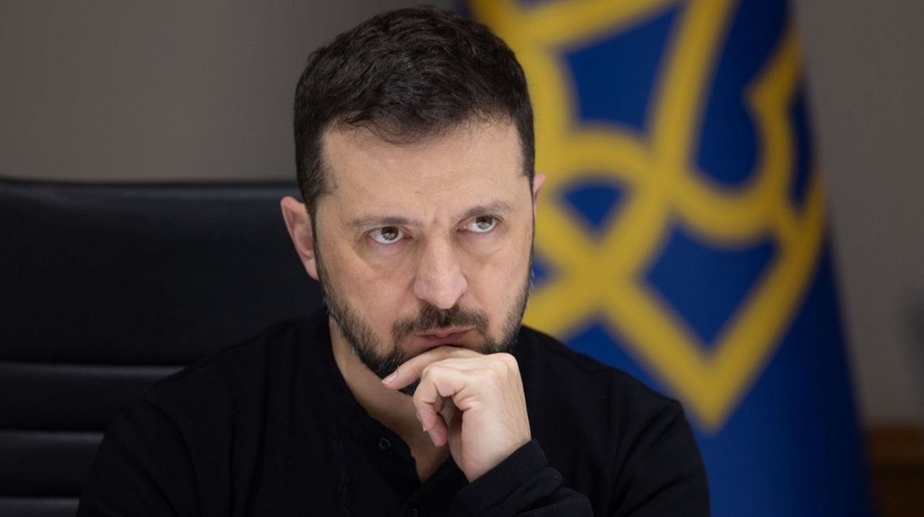 Зеленський назвав вибори під час війни «цунамі, яке розколе Україну»