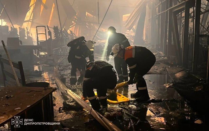 Російські балістичні ракети вдарили по промисловому підприємству Кривого Рогу: одна людина загинула, троє поранені