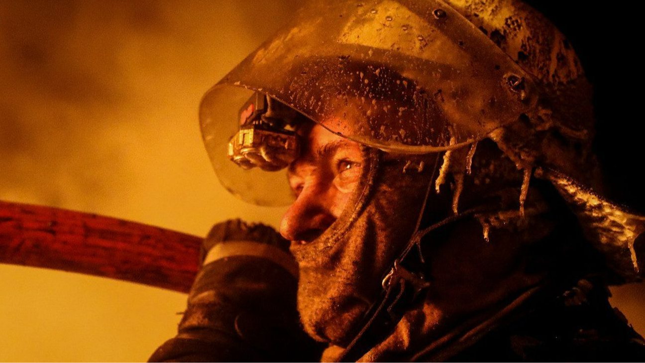 Росія атакувала підприємства на Хмельниччині: виникли пожежі